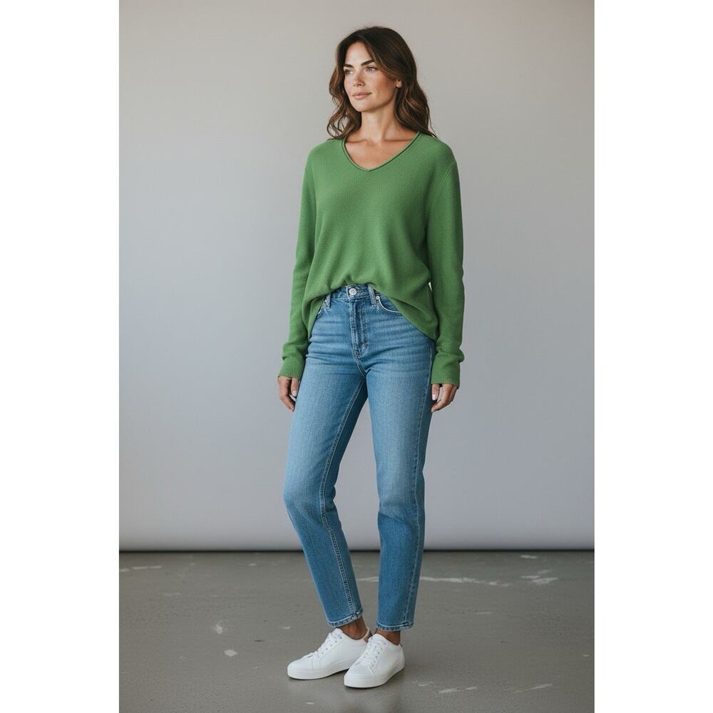Talbots Grass Green V-neck Lightweight Tight Knit Cotton Sweater Size Medium